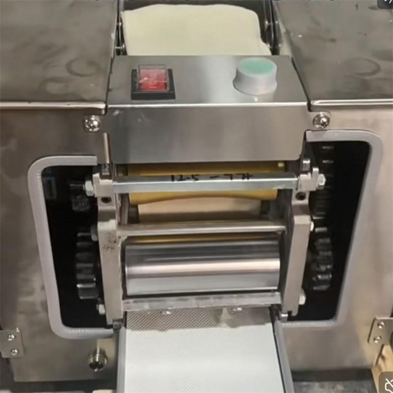 Gyoza Dumpling Maker - เครื่องทำแป้งเกี๊ยวอัตโนมัติ เครื่องทำซาโมซ่า เกี๊ยวซ่า วอนตัน ปอเปี๊ยะ